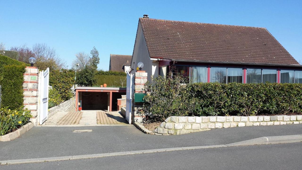 Chambre Privee Avec Salon, Garage Voiture, Velos, Motos Tourville-sur-Arques Eksteriør bilde