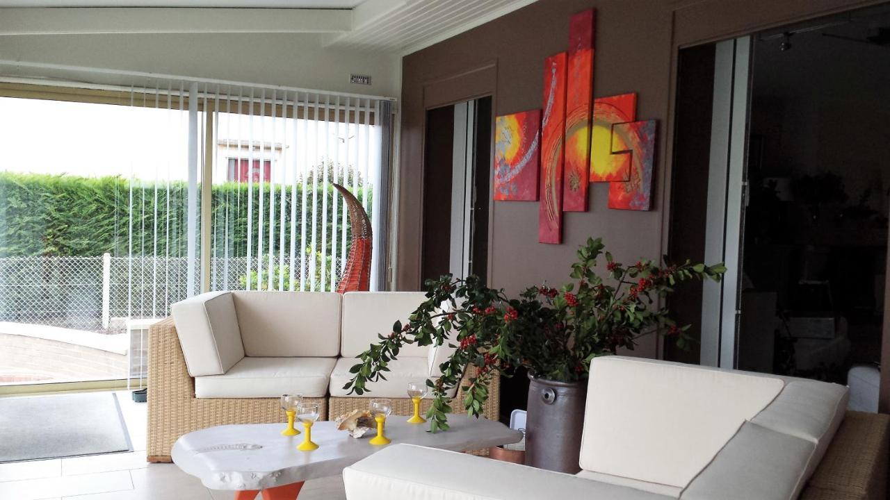 Chambre Privee Avec Salon, Garage Voiture, Velos, Motos Tourville-sur-Arques Eksteriør bilde