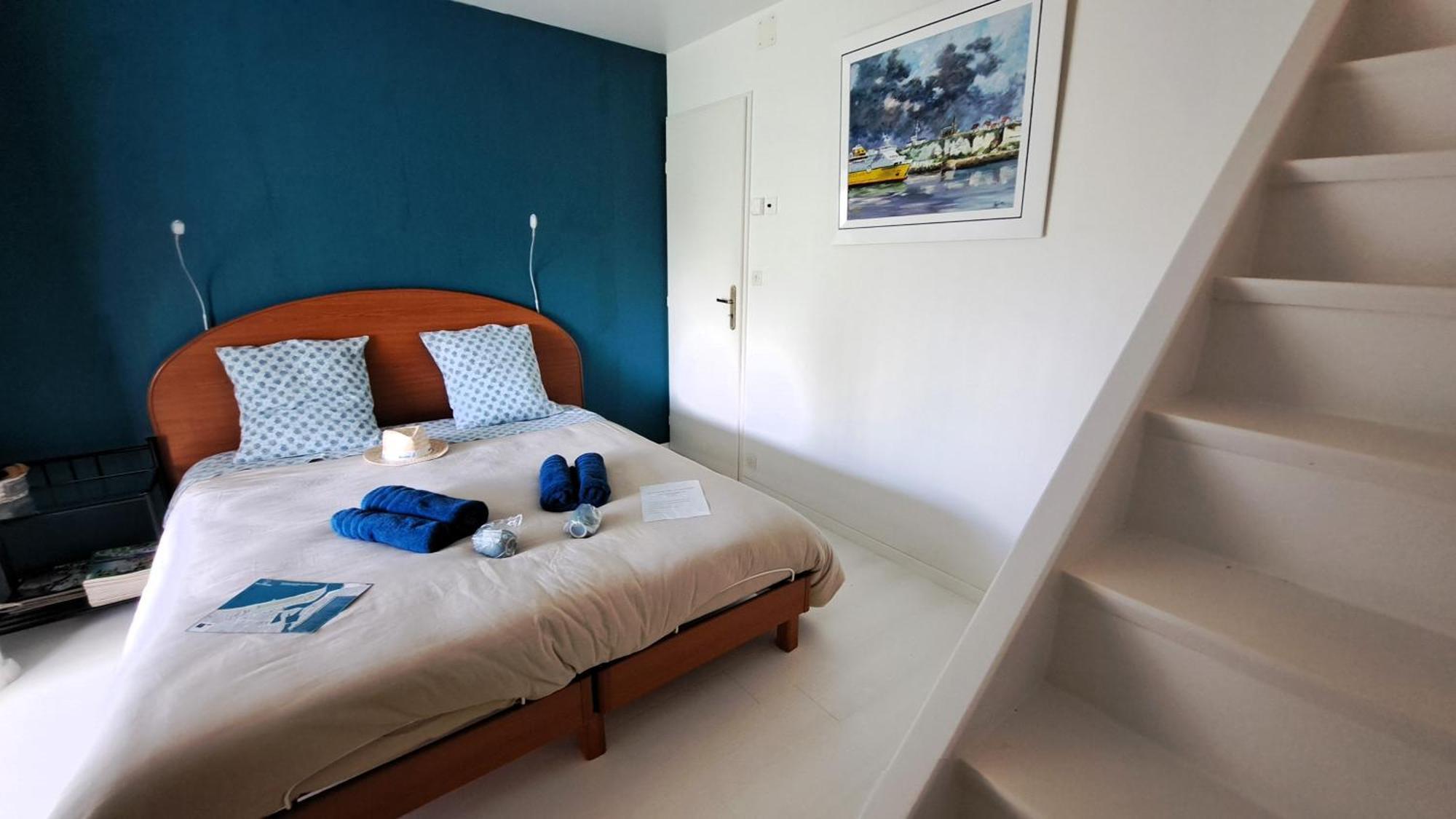 Chambre Privee Avec Salon, Garage Voiture, Velos, Motos Tourville-sur-Arques Eksteriør bilde